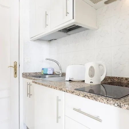 Apartment Comodoro Los Cristianos (Tenerife)