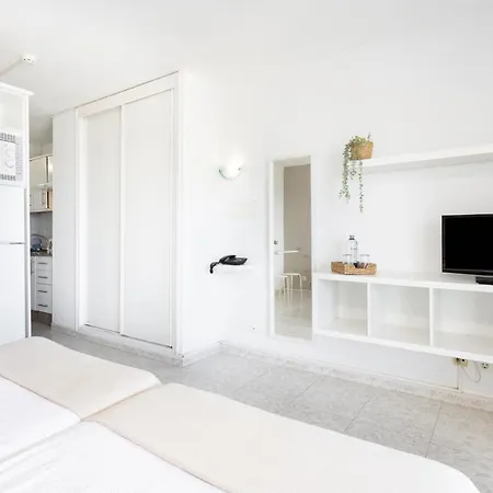 Comodoro Apartment