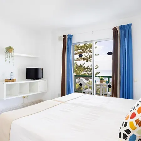Comodoro * Los Cristianos (Tenerife)